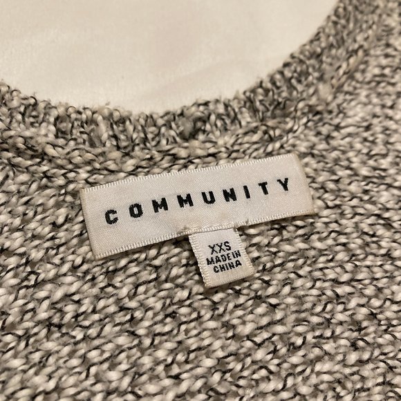 Aritzia Community Ionic Sweater Cape Oversized Open Front Cardigan Size XXS - Picture 4 of 11